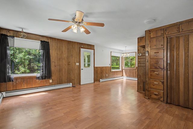 42 Sherburne Road, Lee, NH 03861