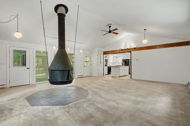 42 Sherburne Road, Lee, NH 03861