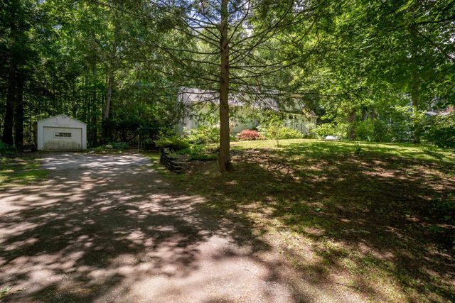 42 Sherburne Road, Lee, NH 03861