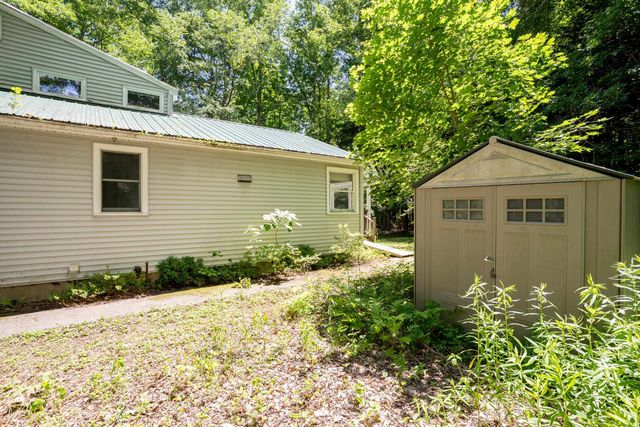 42 Sherburne Road, Lee, NH 03861