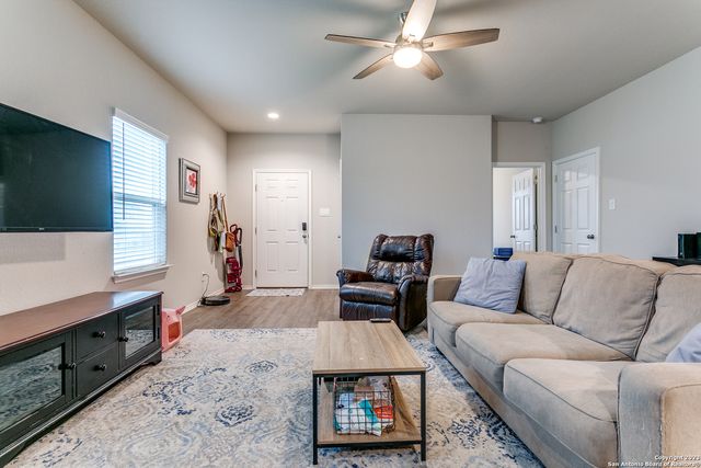 7611 OVERVIEW PL, San Antonio, TX 78244