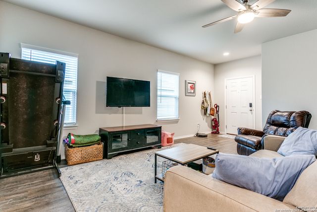 7611 OVERVIEW PL, San Antonio, TX 78244