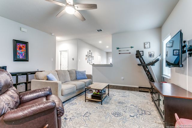 7611 OVERVIEW PL, San Antonio, TX 78244