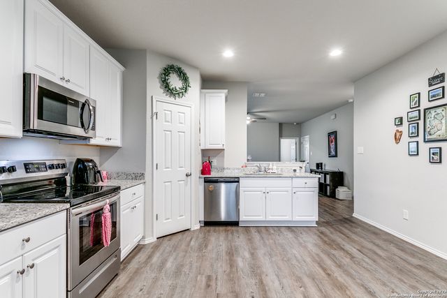 7611 OVERVIEW PL, San Antonio, TX 78244