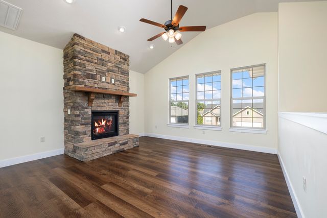 2086 Bull Run Road, Ozark, MO 65721