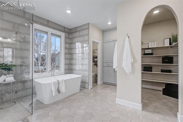 250 Mayfield Lane, Colorado Springs, CO 80906