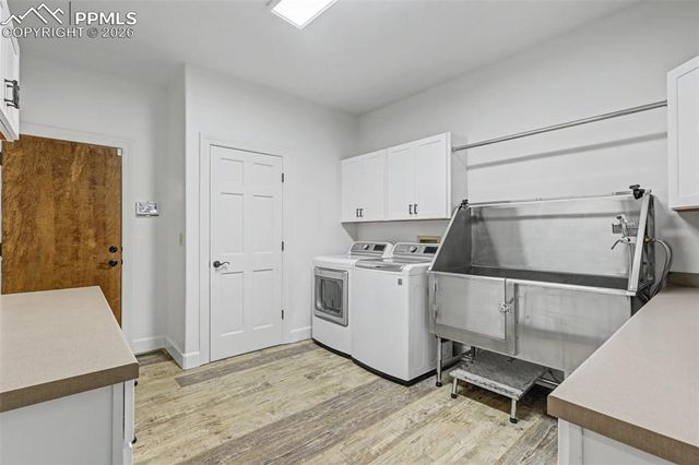 250 Mayfield Lane, Colorado Springs, CO 80906