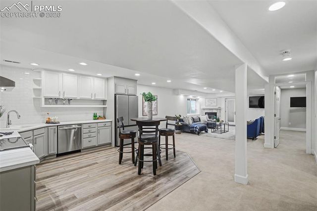 250 Mayfield Lane, Colorado Springs, CO 80906