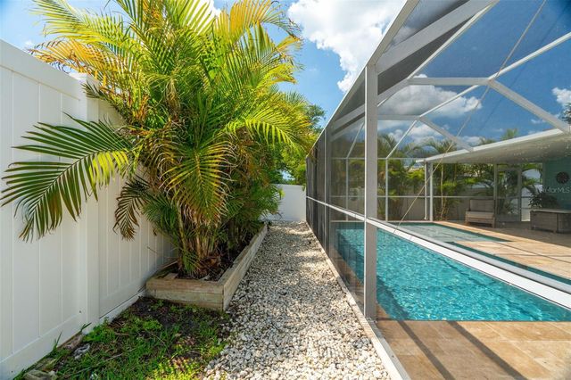 12254 69TH TER TERRACE, Seminole, FL 33772