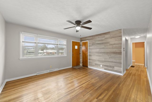 597 Skyline Drive, Newark, OH 43055