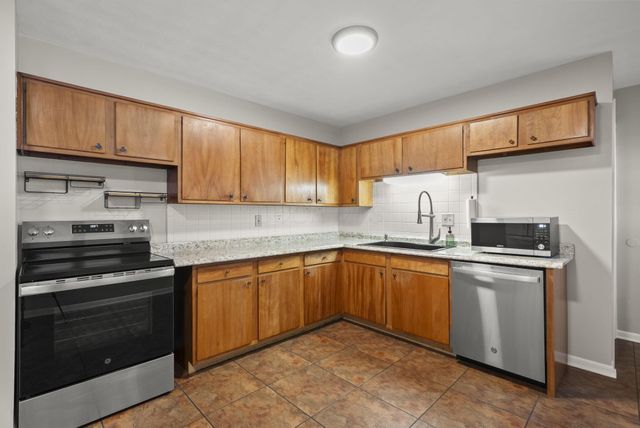 597 Skyline Drive, Newark, OH 43055