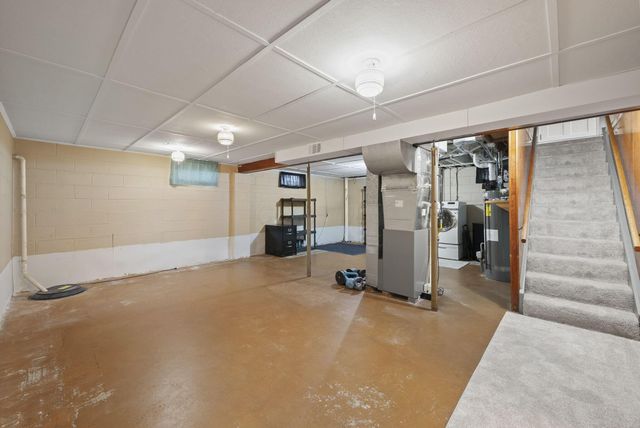 597 Skyline Drive, Newark, OH 43055