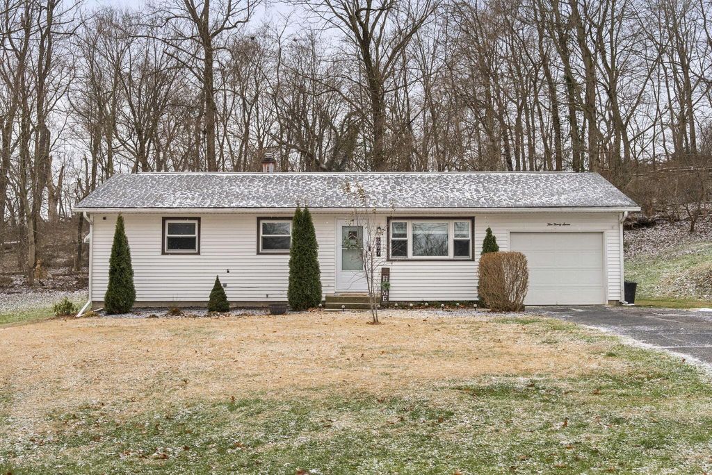 597 Skyline Drive, Newark, OH 43055