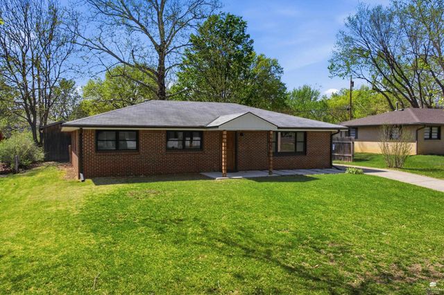 1737 Vaughn Drive, Manhattan, KS 66502