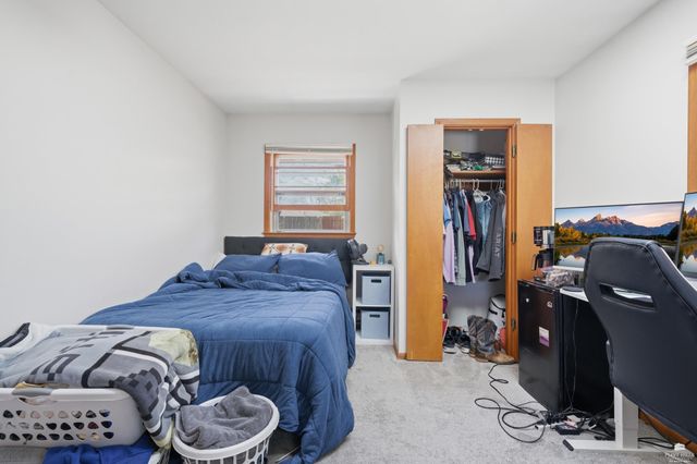 1737 Vaughn Drive, Manhattan, KS 66502