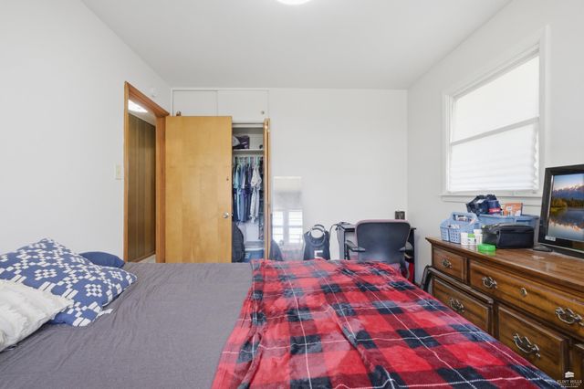 1737 Vaughn Drive, Manhattan, KS 66502