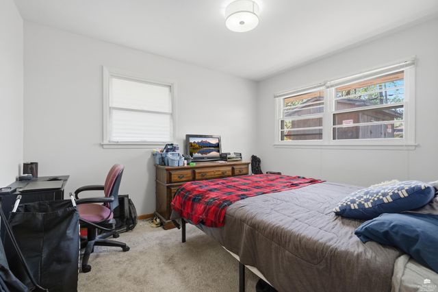 1737 Vaughn Drive, Manhattan, KS 66502