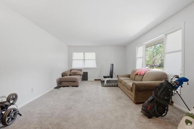 1737 Vaughn Drive, Manhattan, KS 66502