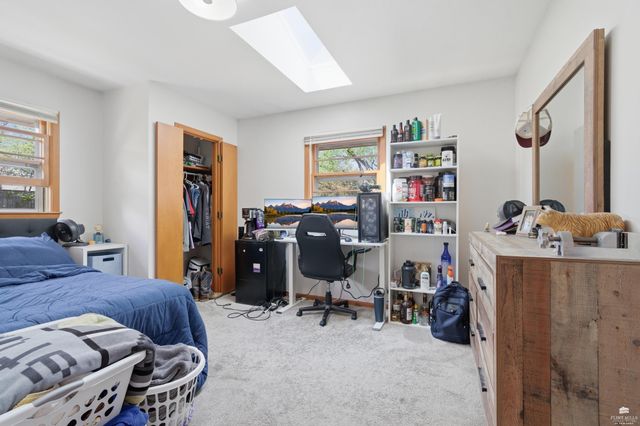 1737 Vaughn Drive, Manhattan, KS 66502