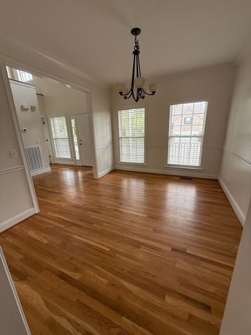 2212 Ipswitch Dr, Thompsons Station, TN 37179