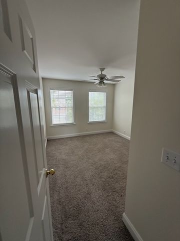 2212 Ipswitch Dr, Thompsons Station, TN 37179