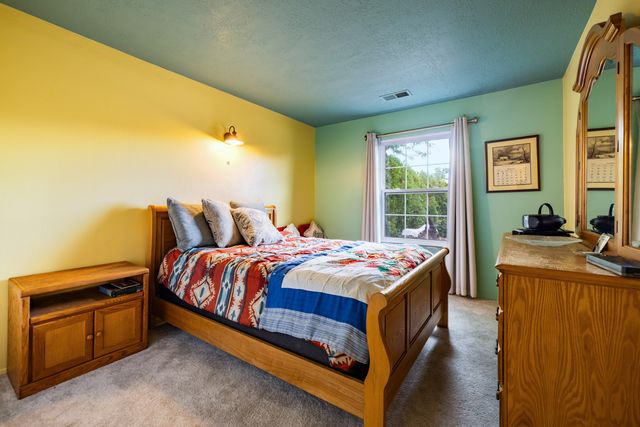 55 LYNWOOD Drive SE, Rio Rancho, NM 87124