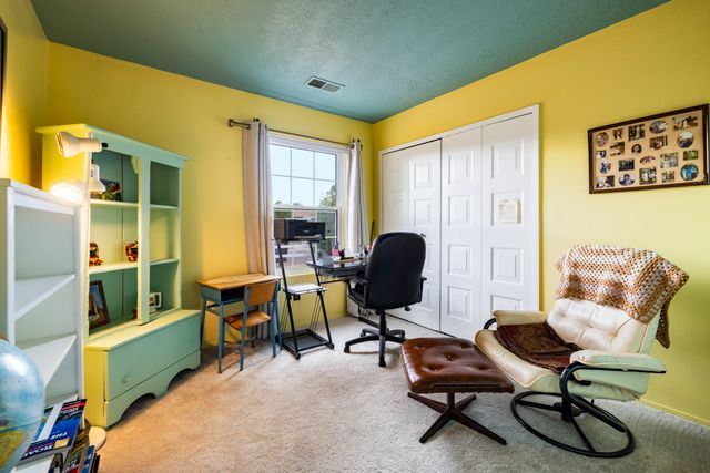 55 LYNWOOD Drive SE, Rio Rancho, NM 87124