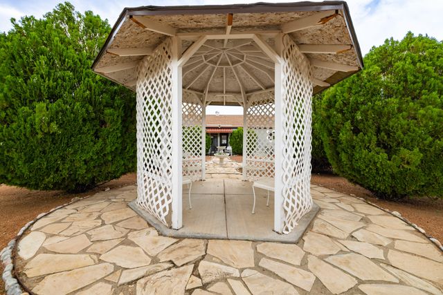 55 LYNWOOD Drive SE, Rio Rancho, NM 87124