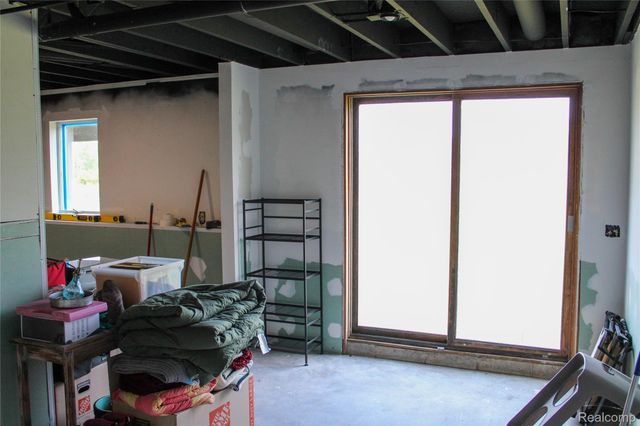 1583 E Lansing Road, Antrim Township, MI 48857