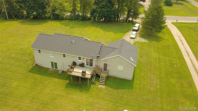 1583 E Lansing Road, Antrim Township, MI 48857