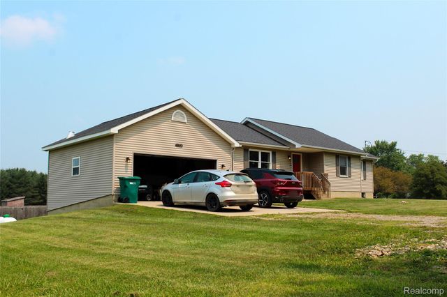 1583 E Lansing Road, Antrim Township, MI 48857