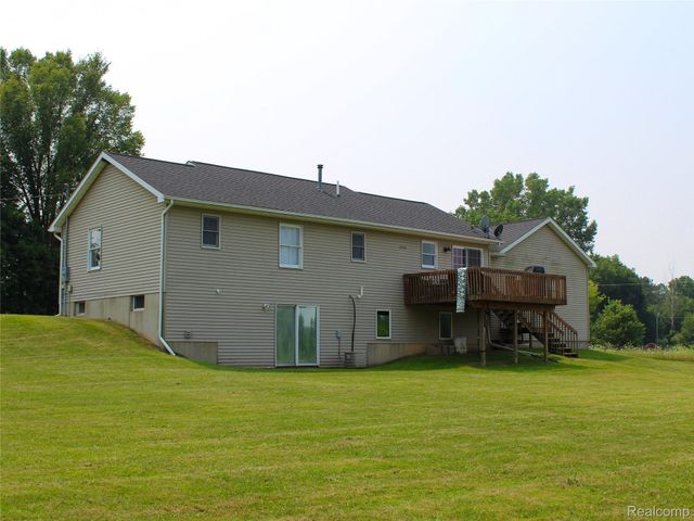 1583 E Lansing Road, Antrim Township, MI 48857