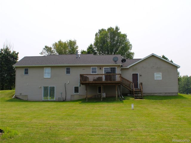 1583 E Lansing Road, Antrim Township, MI 48857