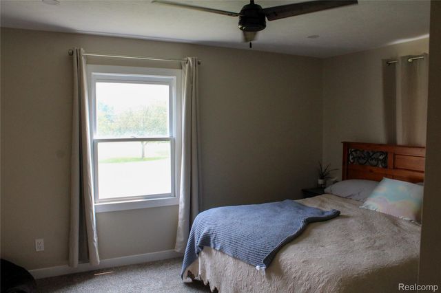 1583 E Lansing Road, Antrim Township, MI 48857