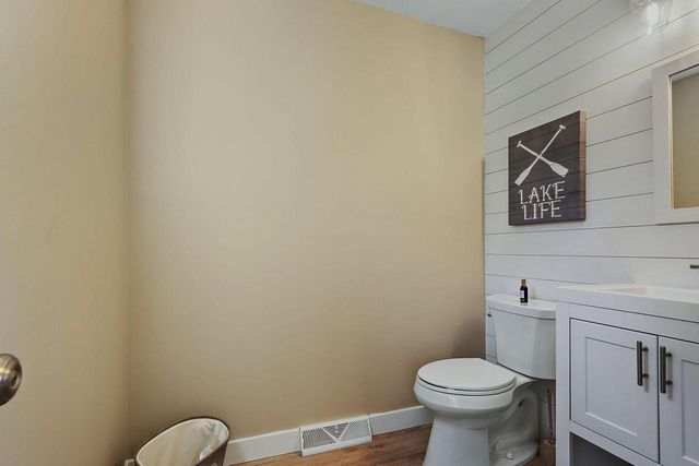 W5510 Westshore DRIVE, Elkhorn, WI 53121