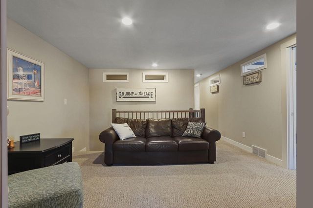 W5510 Westshore DRIVE, Elkhorn, WI 53121