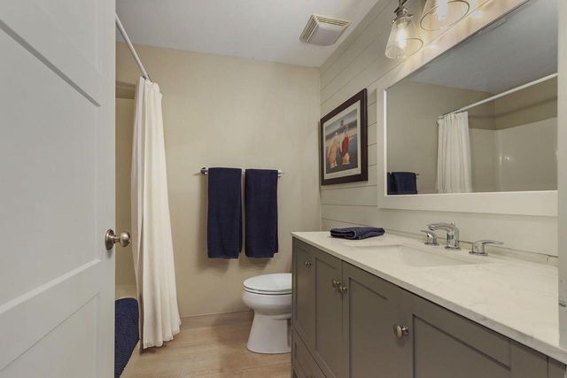 W5510 Westshore DRIVE, Elkhorn, WI 53121