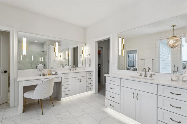 17415 Berkshire Parkway, Clive, IA 50325