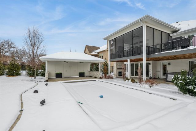 17415 Berkshire Parkway, Clive, IA 50325