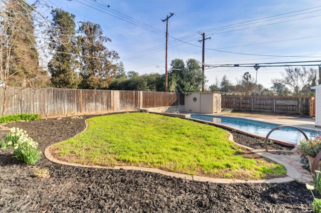 7055 Winding Way, Fair Oaks, CA 95628