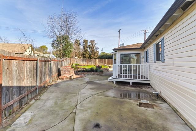 7055 Winding Way, Fair Oaks, CA 95628