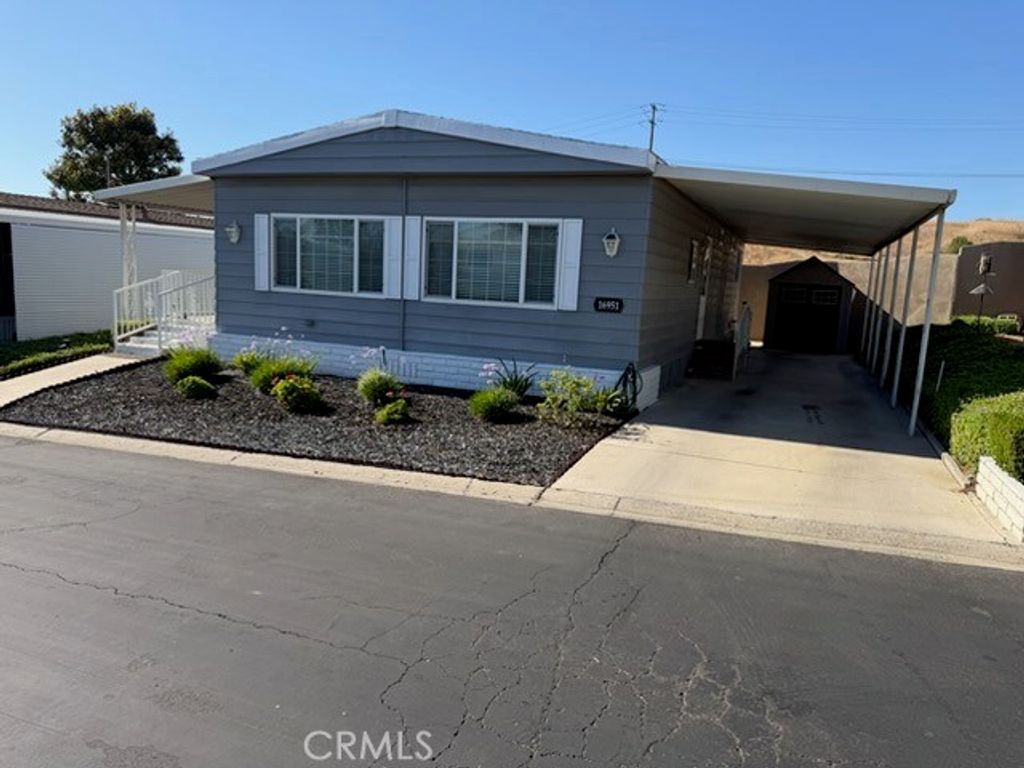 Image 3 of property listing at 16951 Lake Terrace Way, Yorba Linda, CA 92886