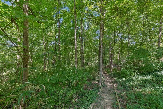 201 Riverstone Ct, Nashville, TN 37214