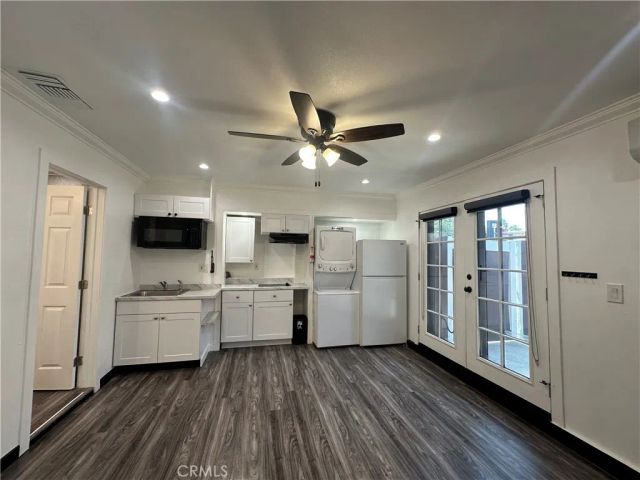 320 N Lyman studio, Covina, CA 91724