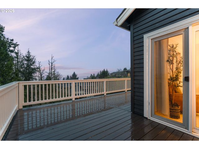 1811 Nw CEDAR RIDGE Dr, Portland, OR 97229