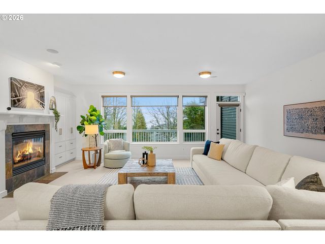 1811 Nw CEDAR RIDGE Dr, Portland, OR 97229