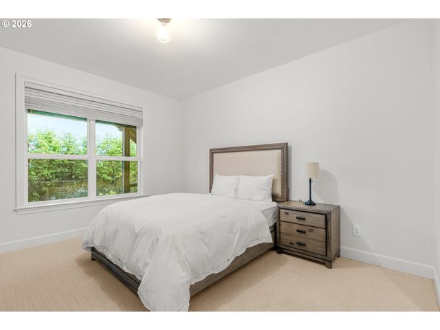 1811 Nw CEDAR RIDGE Dr, Portland, OR 97229