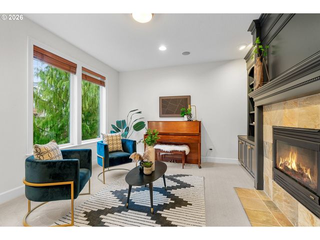 1811 Nw CEDAR RIDGE Dr, Portland, OR 97229