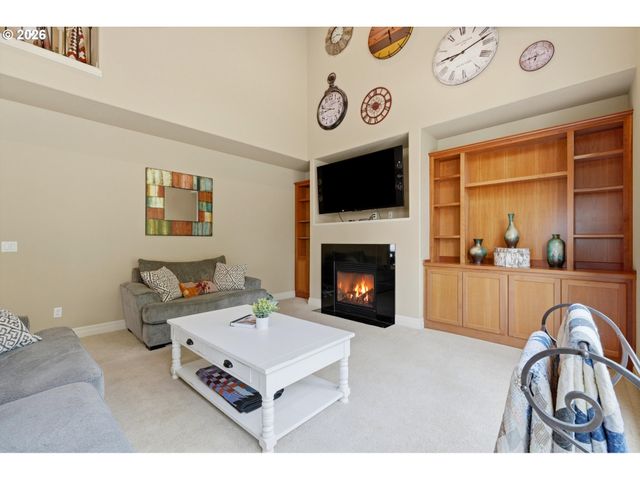 127 Sw GABBERT Rd, Gresham, OR 97080