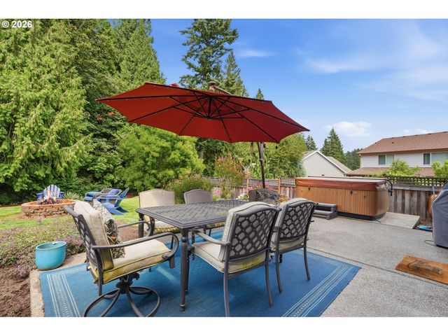 127 Sw GABBERT Rd, Gresham, OR 97080